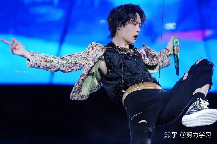 有没有王一博电脑锁屏壁纸