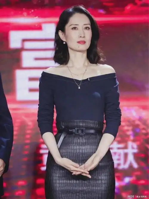 熟女明星界天花板:刘敏涛|红色高跟鞋_网易订阅