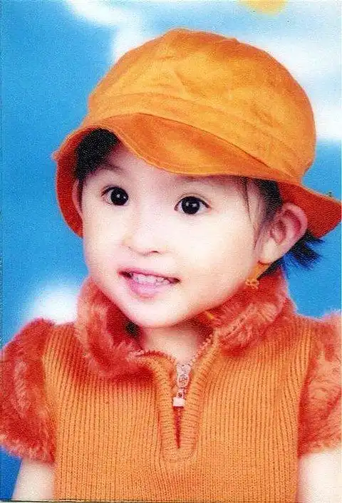 回忆里想起模糊的小时候