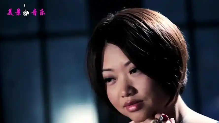 陈瑞 一首《藕断丝连》唱得太伤感了,唱哭多少分手恋人