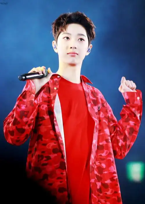 171217 赖冠霖 首尔fan con饭拍图整理【180129 新增高清】