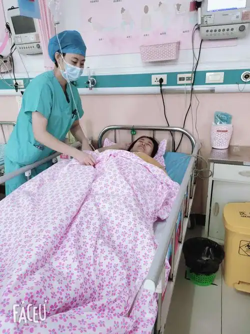 沧县医院产科为祖国生日庆生