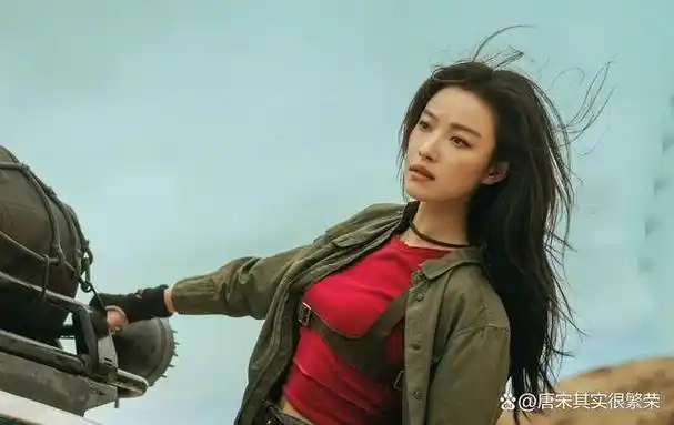 然而,之后倪妮并未抓住红利期参演更多作品,而是频繁亮相各大红毯,一