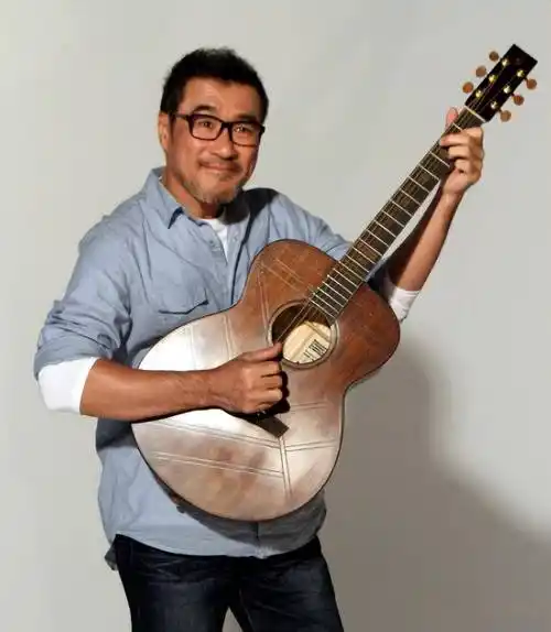 3个孩3个妈,让林忆莲怀孕,娶小27岁娇妻,65岁的李宗盛怎能退休