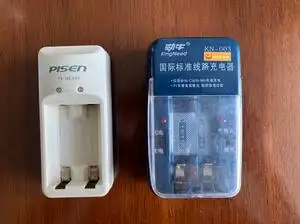 劲牛 品胜5号7号电池充电器,aa/aaa,国际标注线路充电