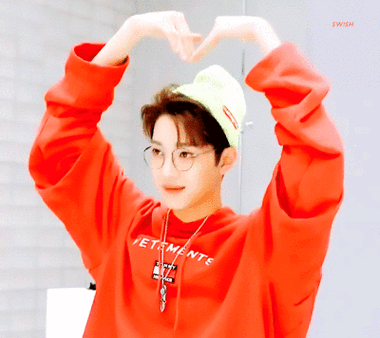 赖冠霖101动图 - 堆糖,美图壁纸兴趣社区