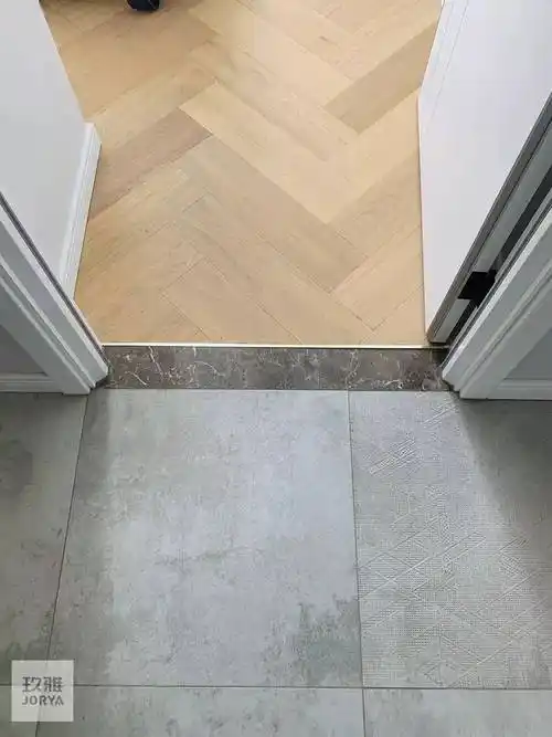 分享几种不同区域门槛石 压边条的主流搭配_地板