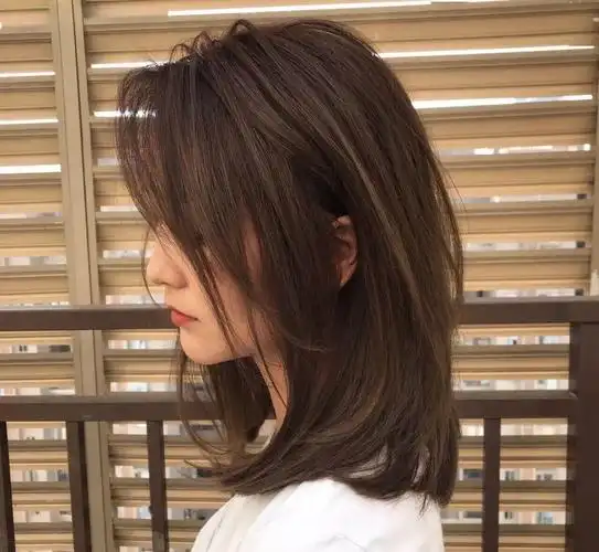 2020年流行的中高层次感发型