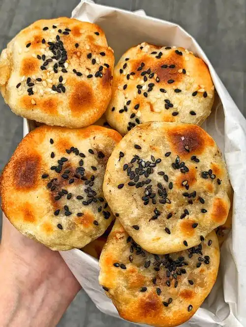 郑州首家mini小烧饼‼️10元7个!太太可爱了