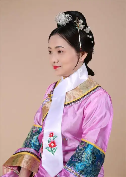 古装影视造型之清朝末期妃子造型