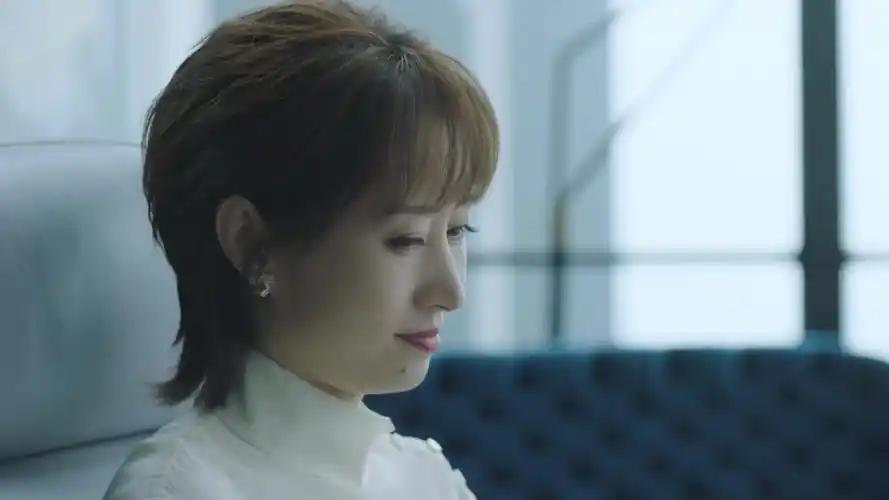 刘敏涛气场# #正青春开播# 老辣江湖的舒婉. 来自新浪电视 - 微博