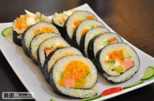 肉松沙拉紫菜包饭