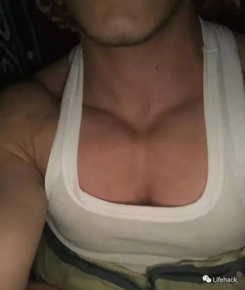 看完张艺兴的胸肌,健身男们坐不住了!_手机搜狐网