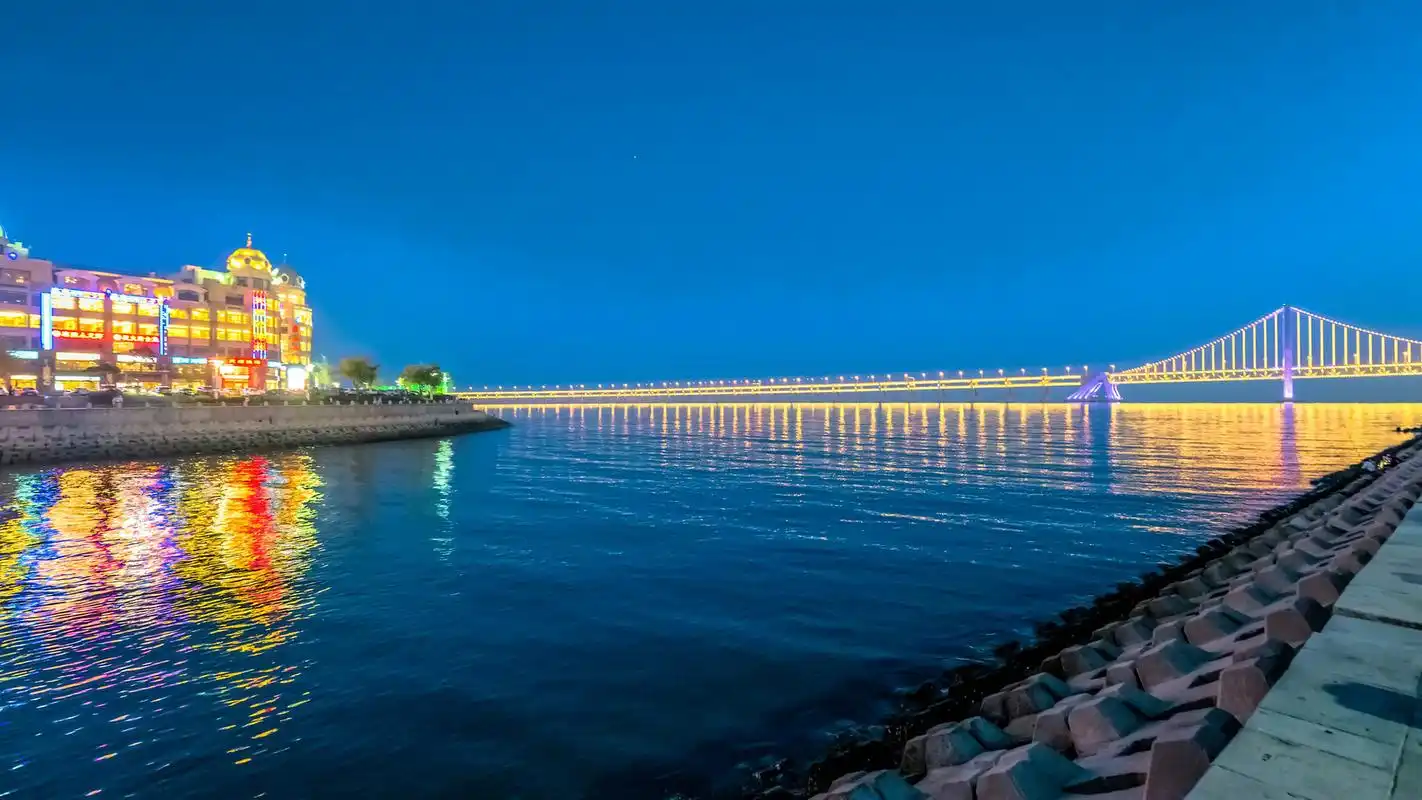 天津滨海新区夜景高清电脑桌面壁纸图片