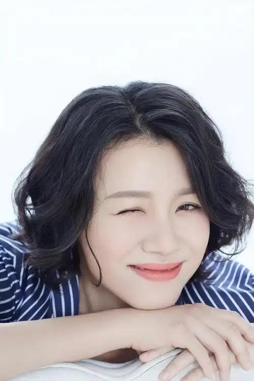 回顾刘琳:被名导抛弃,转身下嫁穷小子,47岁被婆家宠成公主