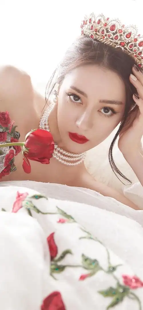 1/3下一页尾页时间:2020-12-22浏览:(1060)标签:迪丽热巴格式:jpg热门