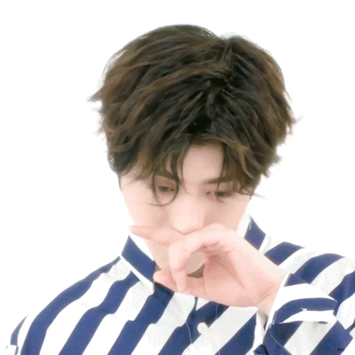 蔡徐坤 vivox23动图