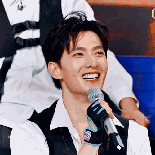 杨洋这张脸是无可挑剔的06#你好星期六你是来看谁的##你好星期六