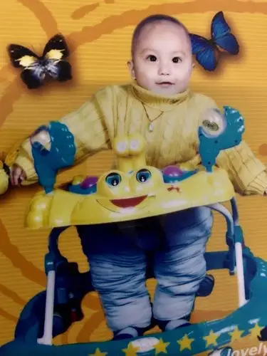 志凌班孩子小时候照片展