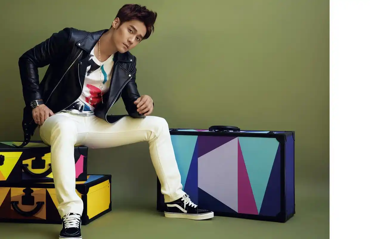 蒋劲夫再度发文,自入狱后有好友探望,感慨只能遥望蓝天