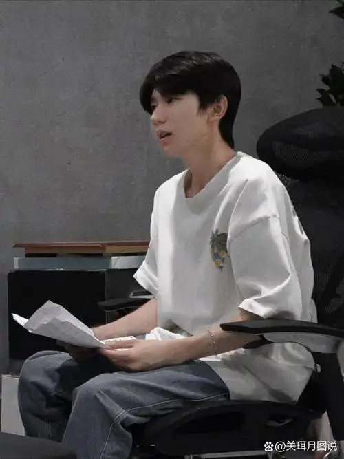 太瘦!王源只有100斤