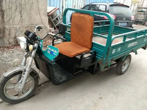 处理大水电电动三轮车,大电池五块,能拉2000多斤