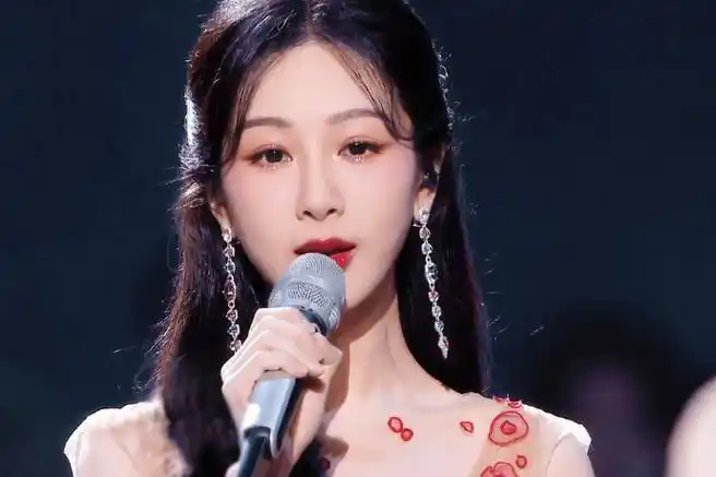 杨紫好瘦##湖南卫视跨年晚会