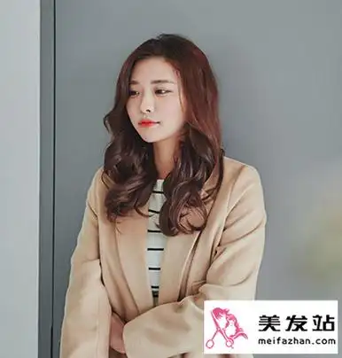 韩国中长发梨花头卷发 文艺ol中长发烫发发型图片_梨花头 - 美发站