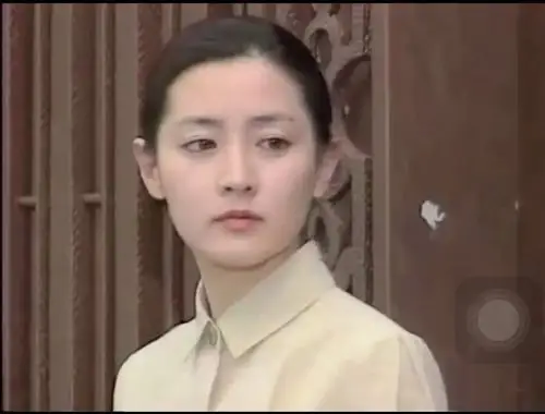 《火花》中的李英爱 这个角色是她的颜值巅峰吧?