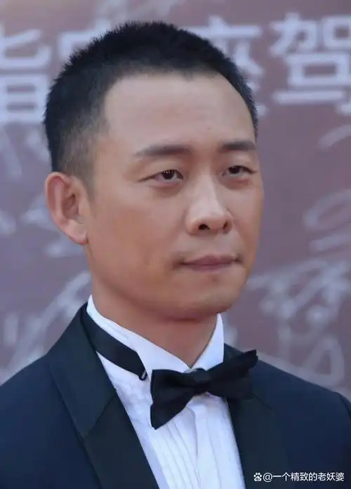 怼脸生图哪家强:王一博浮肿,苏有朋发福,61岁刘德华绝佳