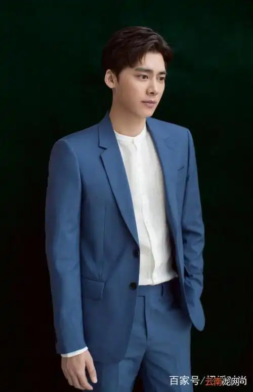 男明星穿黑色西装大pk 男明星照片帅气 _生活百科_「云南龙网」