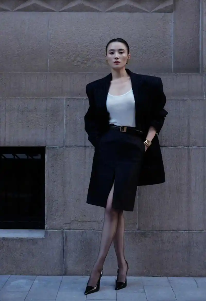 宋佳的随性风穿搭,女神就是女神,每一种穿衣风格,都这么有范儿!