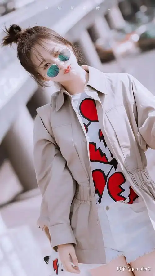 你为什么喜欢杨紫她有什么好看的照片吗