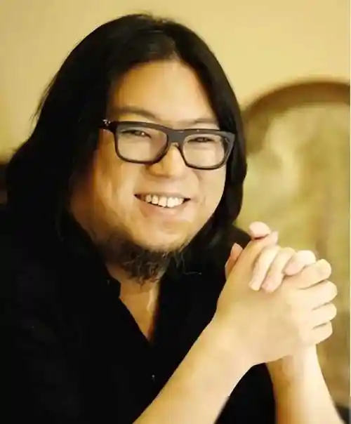 55岁高晓松道歉表情诡异上热搜,网友惊呼:脸部补救___