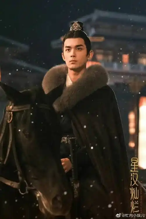 夏天因剧火起来的4个男人 张翰!他为什么在?