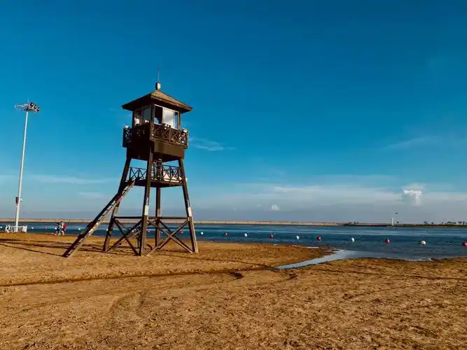 上海周边游金山城市沙滩