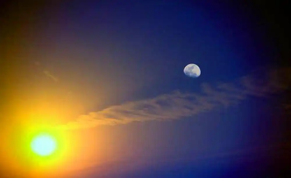 日月同天共婵娟赵寅辰诗二首