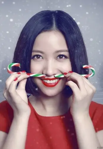 求姚贝娜高清图片,做头像用的