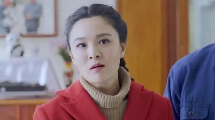 黄大妮:建国退伍回家,大嫂出言挑拨母子关系,儿子生气说走就走