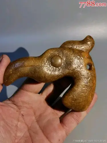 以前收的老玉鹰,图腾,,,红山文化高古玉器红山玉器_价格350元_第1张