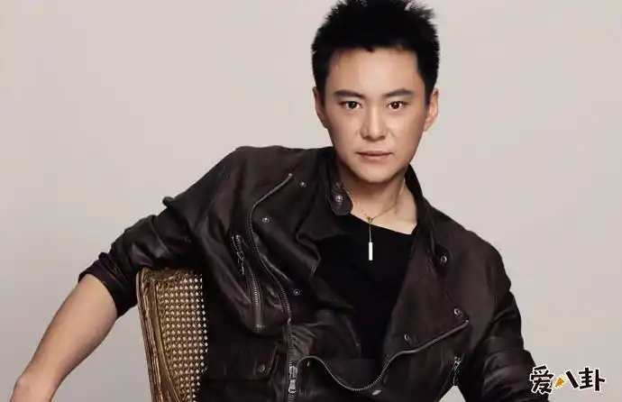 王斑是富二代吗与曹颖相恋十几年结婚真实家境起底