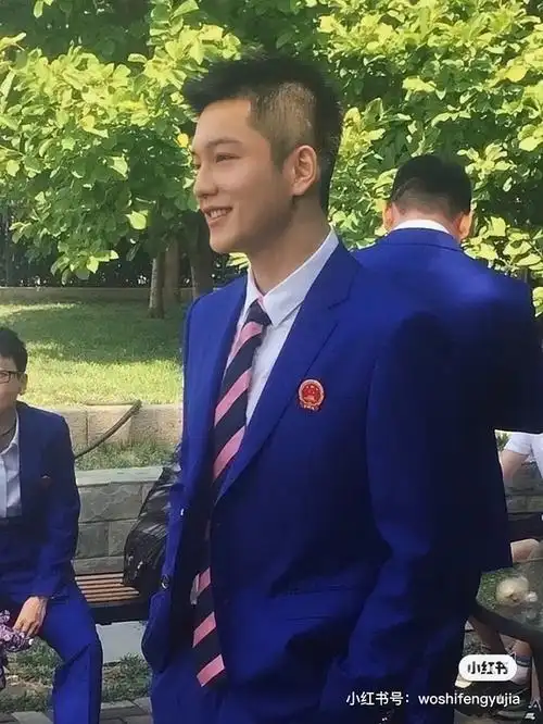 花季少年樊振东正装合集