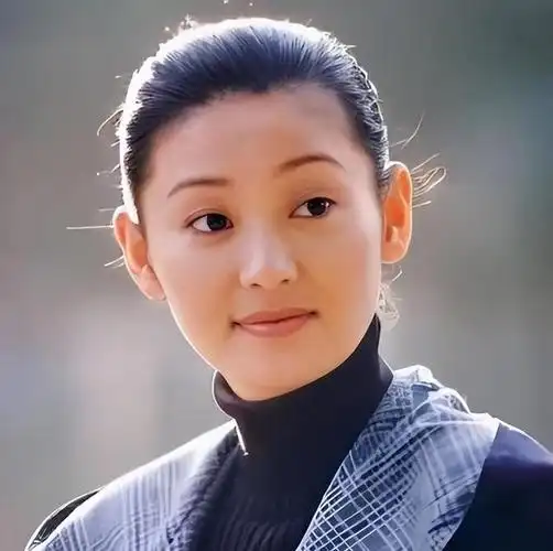 对于徐帆来说,她不愿意一辈子当男友的保姆,于是她开始投简历,积极接