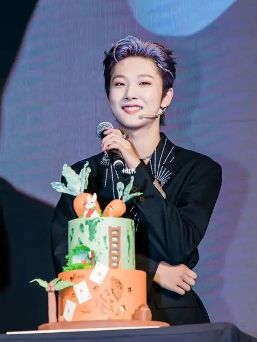 胡烨韬生日快乐