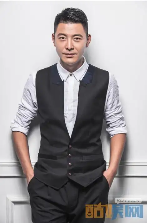 鸡毛飞上天邱英杰是谁演的 邱英杰扮演者吴其江资料 | 二六三剧情网