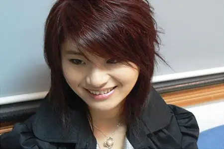 图尚雯婕素颜照片曝光出道十年容貌巨变