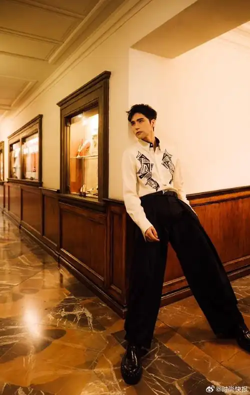 阿云嘎时装周路透##阿云嘎时装周游记