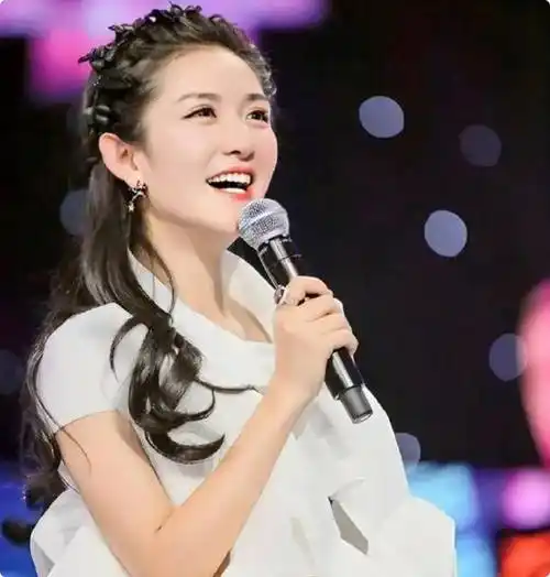 从章子怡到谢娜,从严肃戏剧到轻松娱乐,这部电影究竟会给我们带来怎样