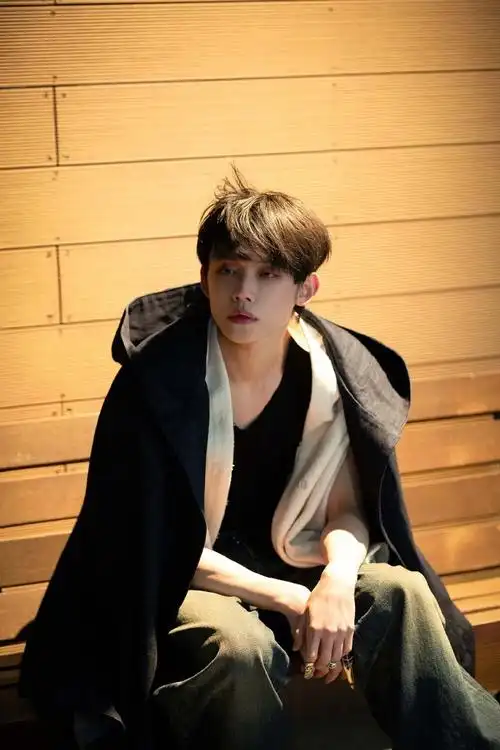 崔然竣超话93#崔然竣鹏游蝶梦#  【twi】240328