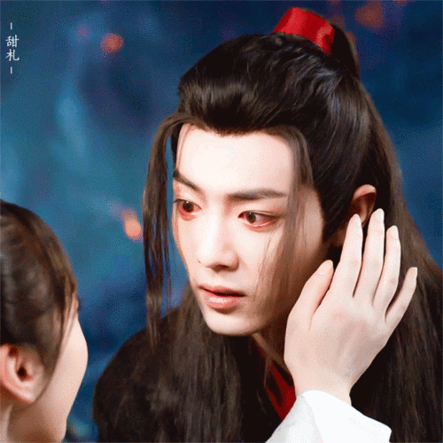 肖战神仙落泪# 悲痛 戾痛 忍痛 来自江蒋_ - 微博